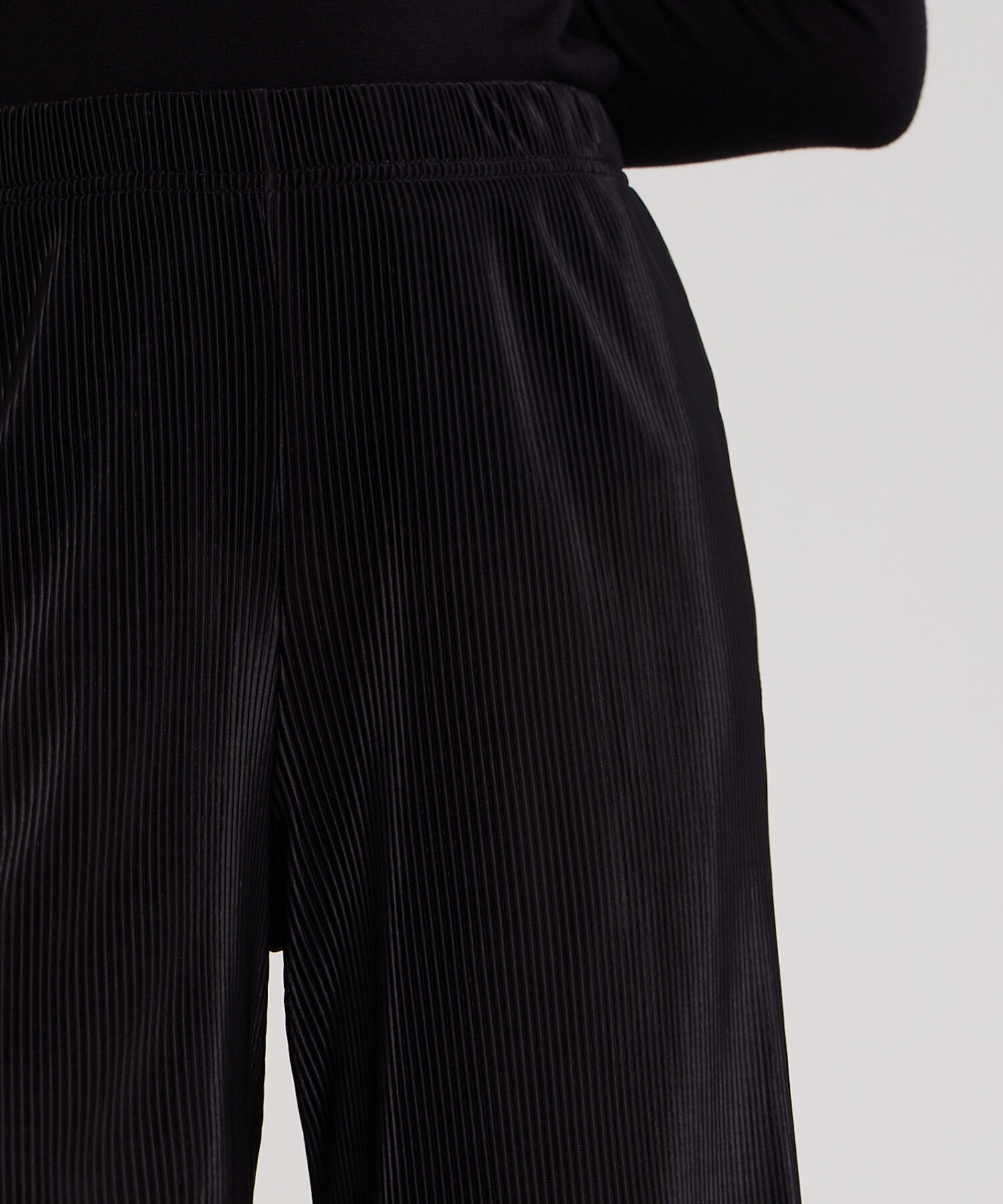 Pantalón Plizado Bota Amplia