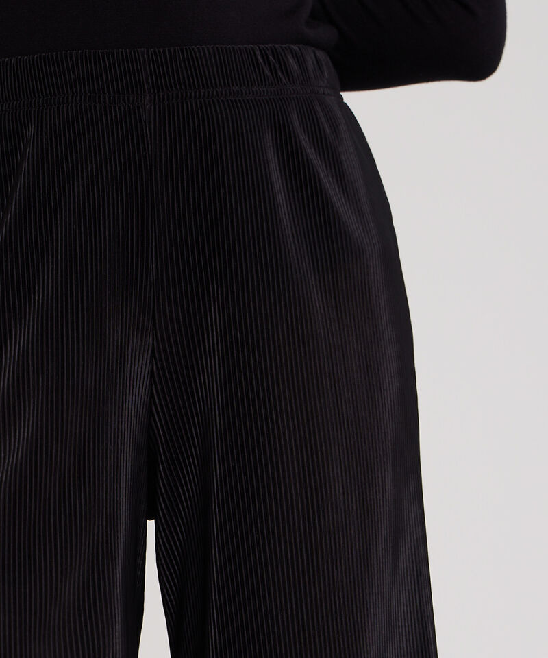 Pantalón Plizado Bota Amplia