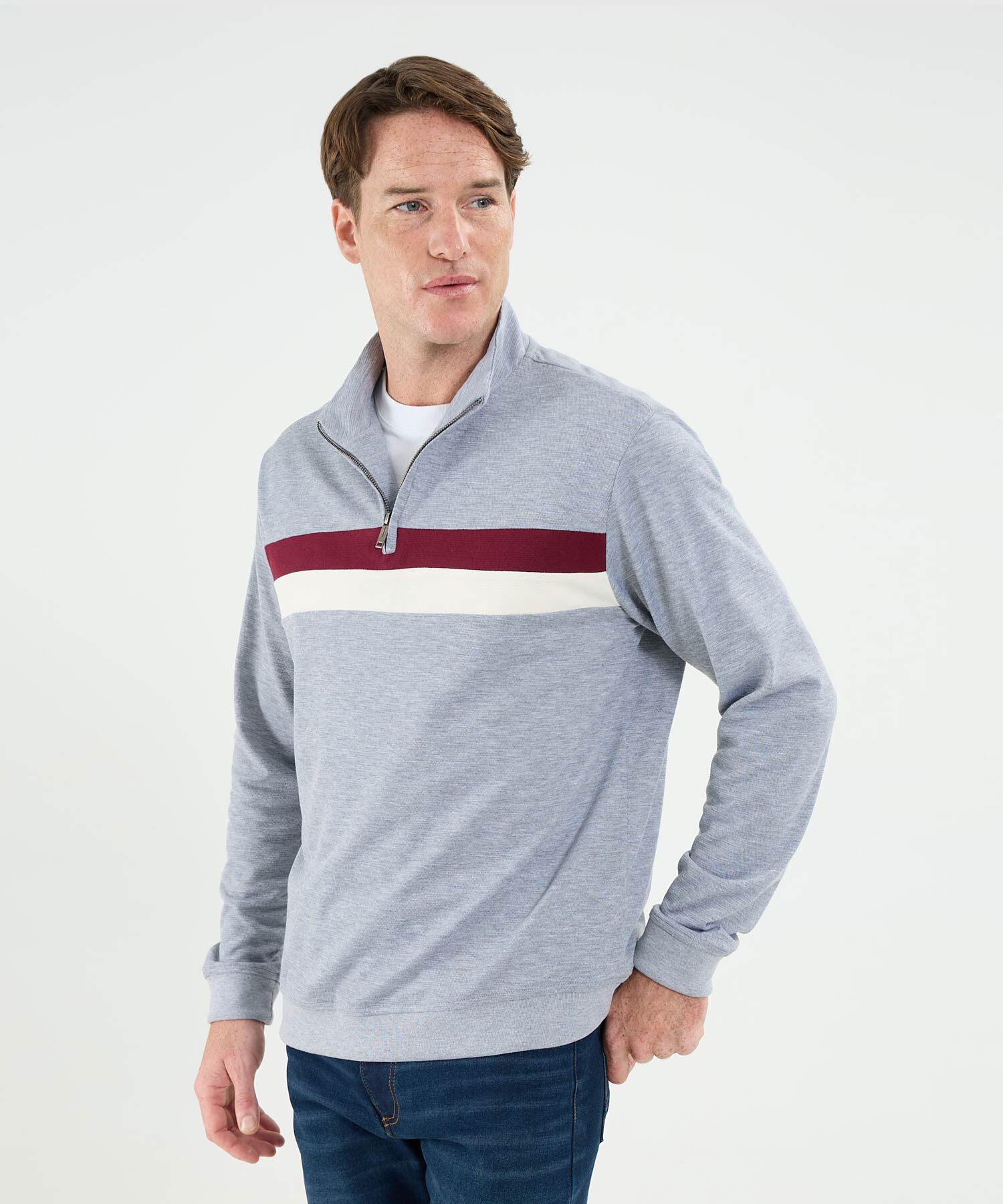 Buso Cuello Alto Con Cortes En Contraste Para Hombre