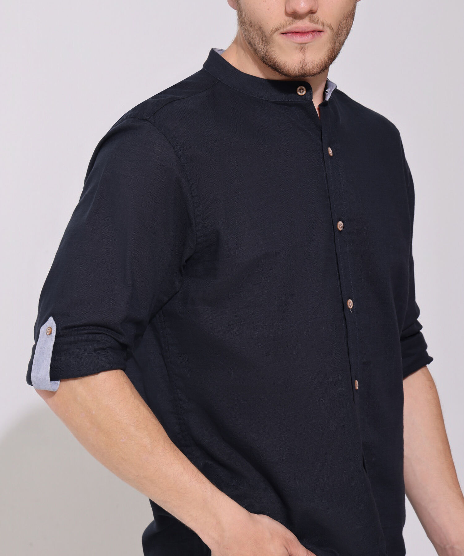 Camisa Manga Larga Cuello Neru Unicolor