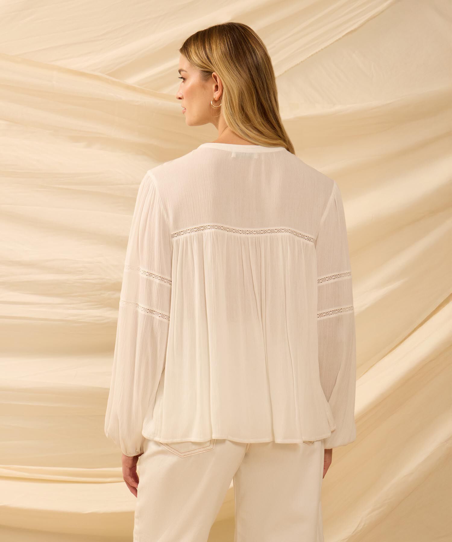 Blusa Unicolor Con Encaje Para Mujer