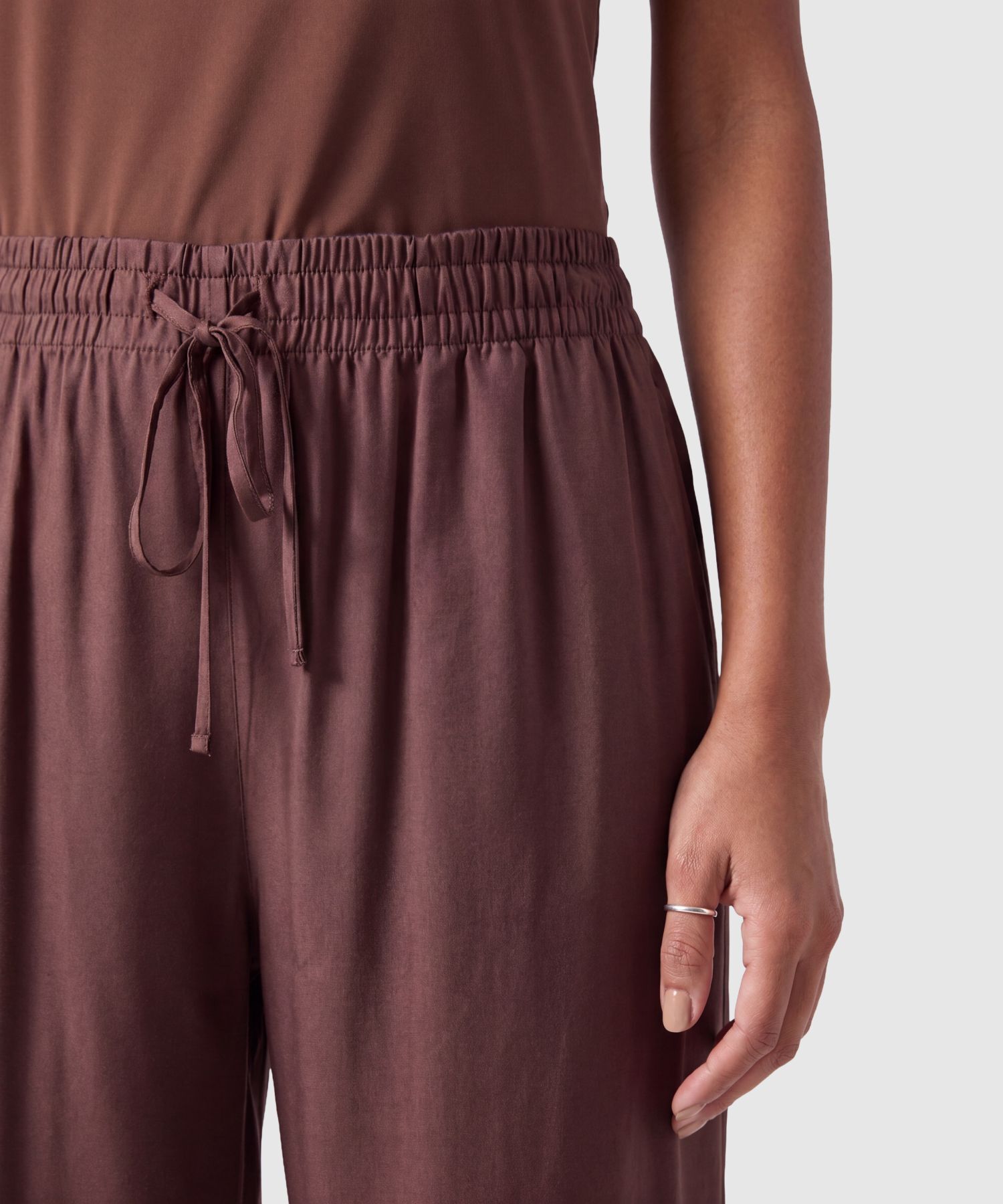 Pantal&oacute;n Fluido Con Cord&oacute;n Ajustable Para Mujer