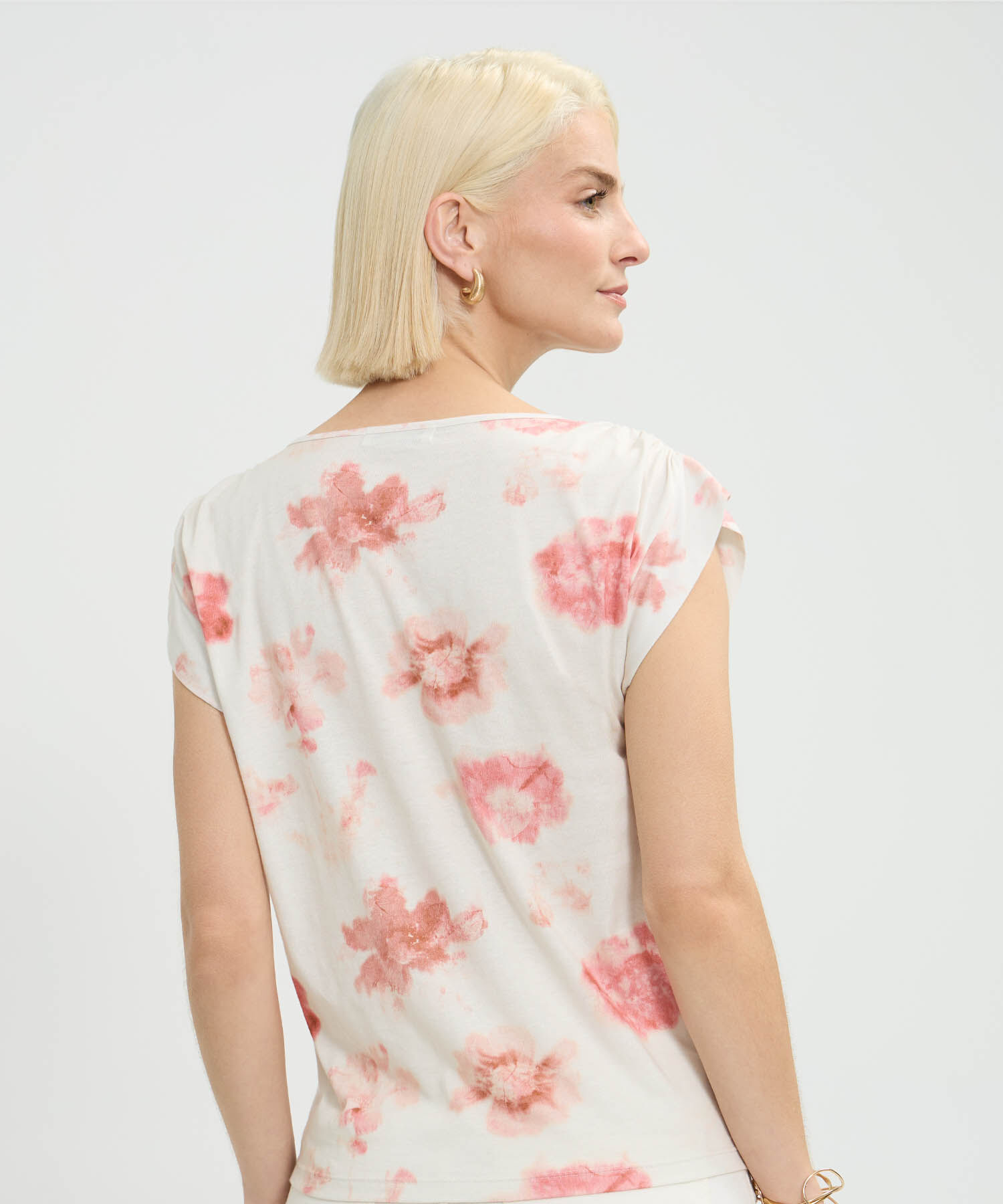 Camiseta Estampada Cuello V
