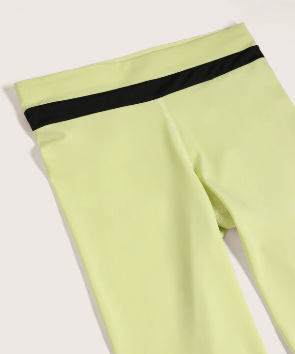 Leggings Corto Con Cortes image number null
