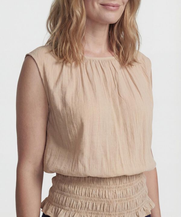 Blusa Cuello Redondo con Detalle Para Mujer