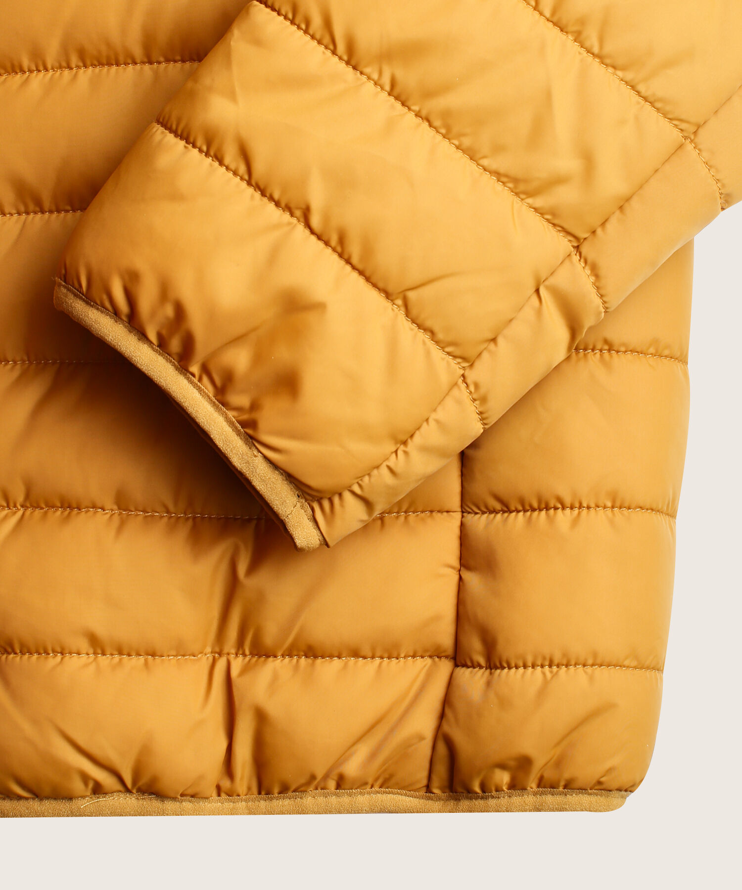 Chaqueta Acolchada Con Capota