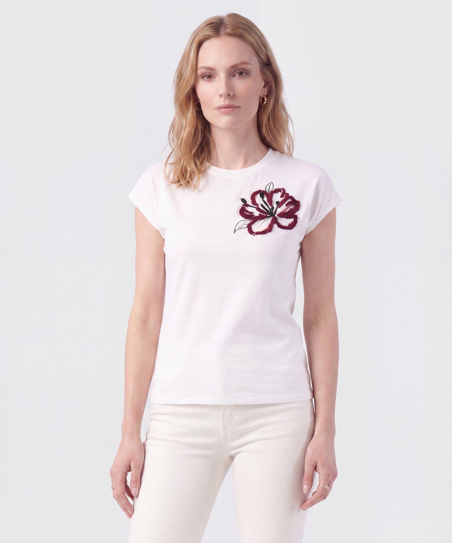 Camiseta Con Aplique De Flor Para Mujer
