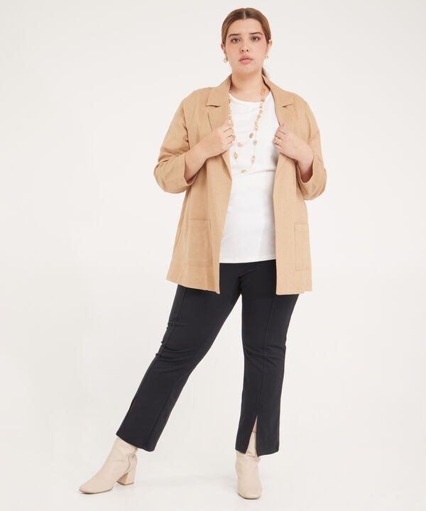 Chaqueta Unicolor Con Bolsillo De Parche