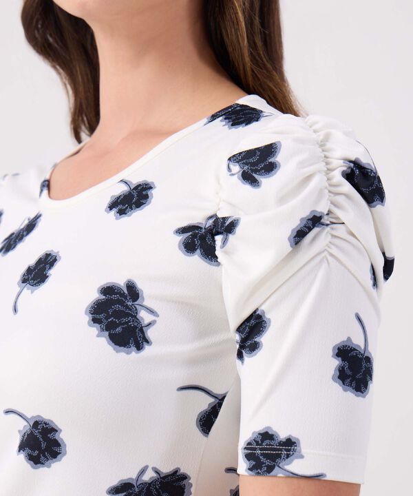 Camiseta Manga Corta Con Ruche Estampada image number null