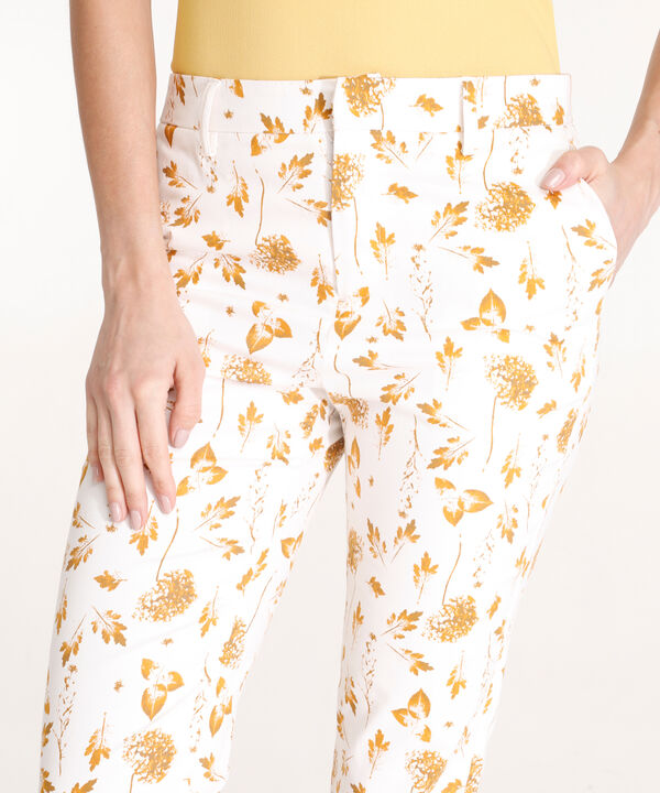 Pantal&oacute;n Capri Con Bolsillos Laterales image number null