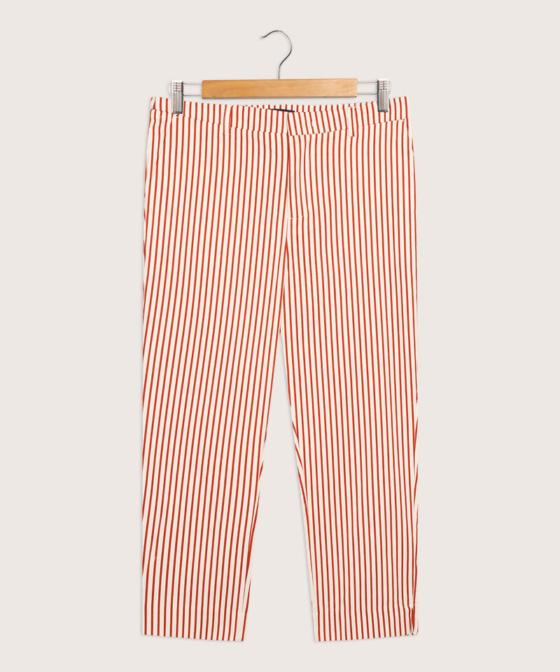 Pantalón Capri Con Bolsillos