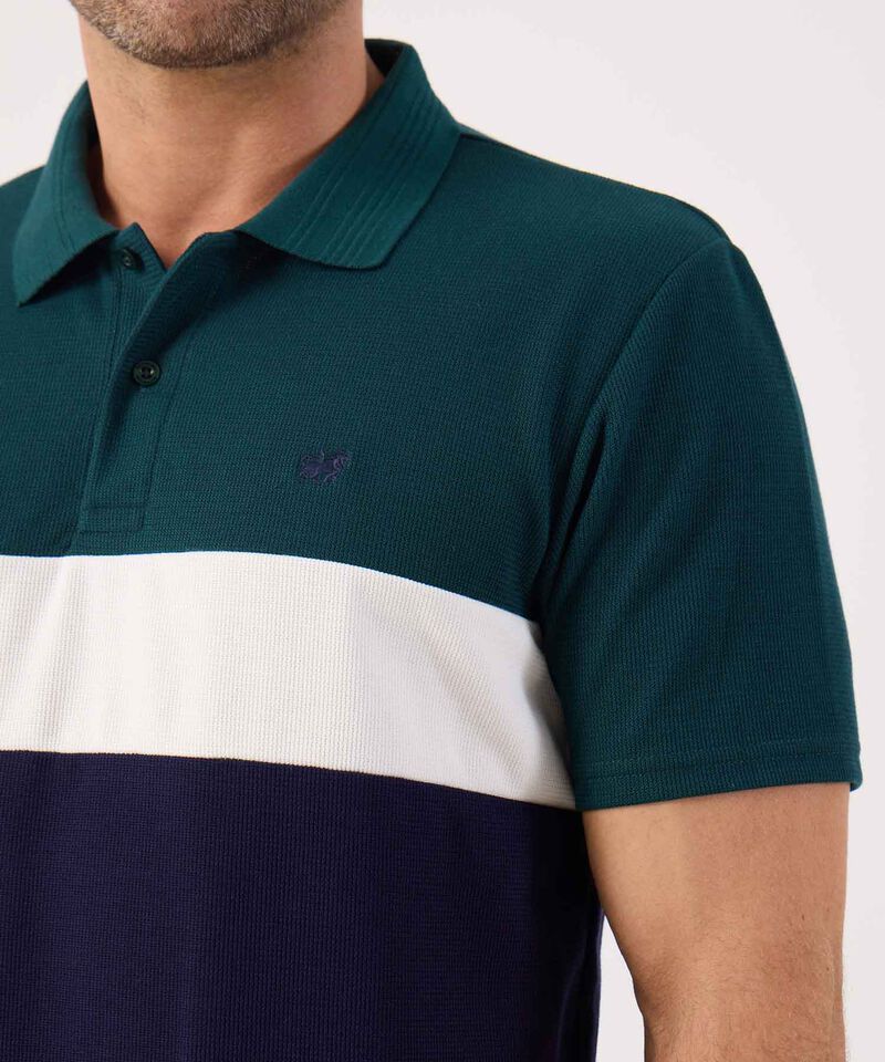 Polo En Bloques Con Bordado