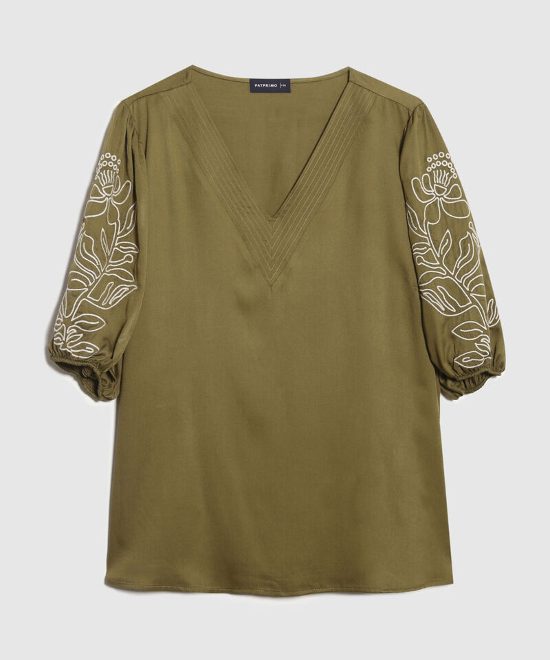 Blusa con Bordado