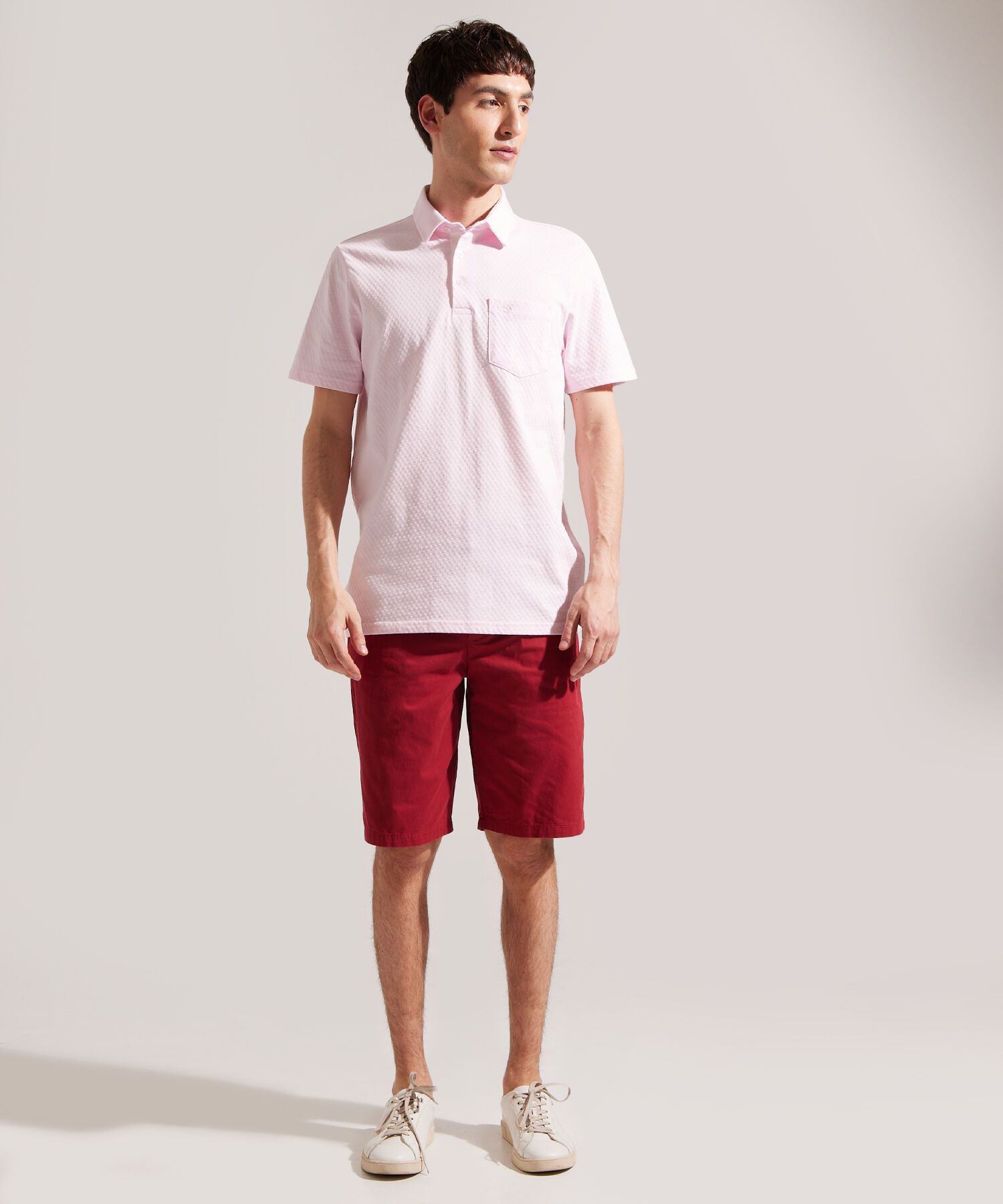 Polo Unicolor Textura Cuello Duro Con Bolsillo Y Silueta Regular Fit, Linea Moda Morocco