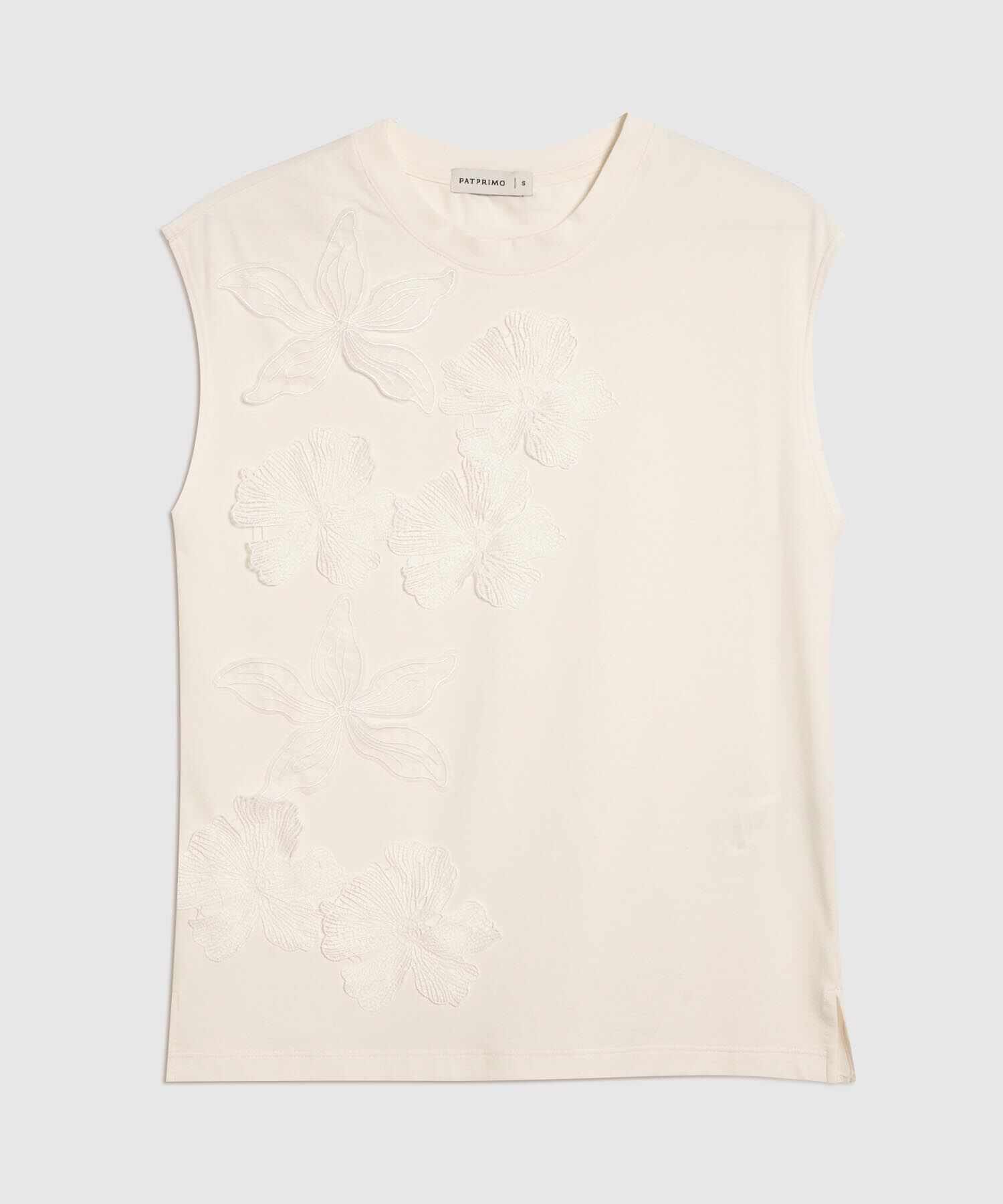 Camiseta Sisa Bordado Flores en Relieve Mujer