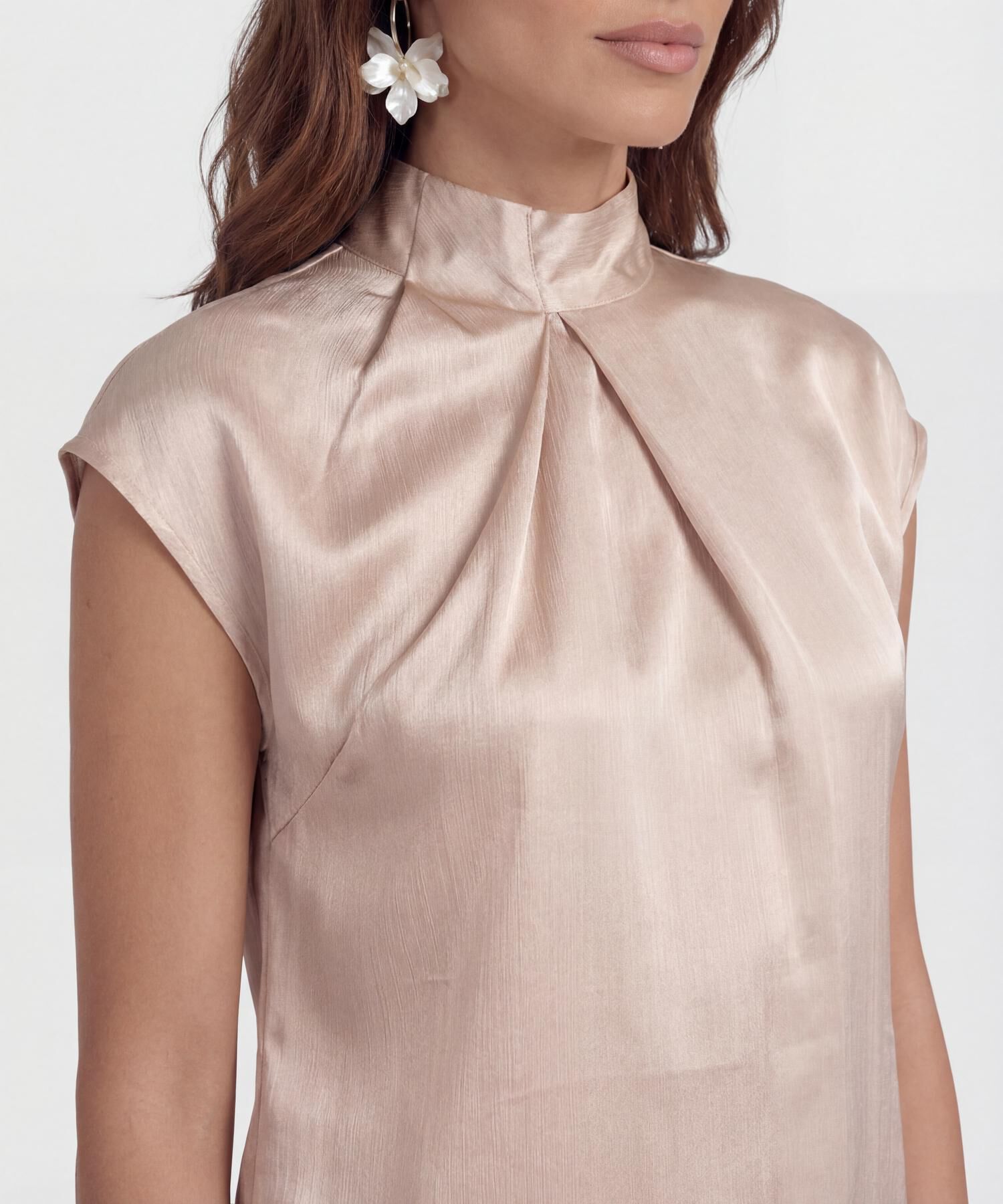 Blusa Manga Corta con Cuello Alto para Mujer