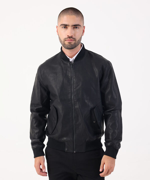 Chaqueta Bomber En Material Tipo Cuero