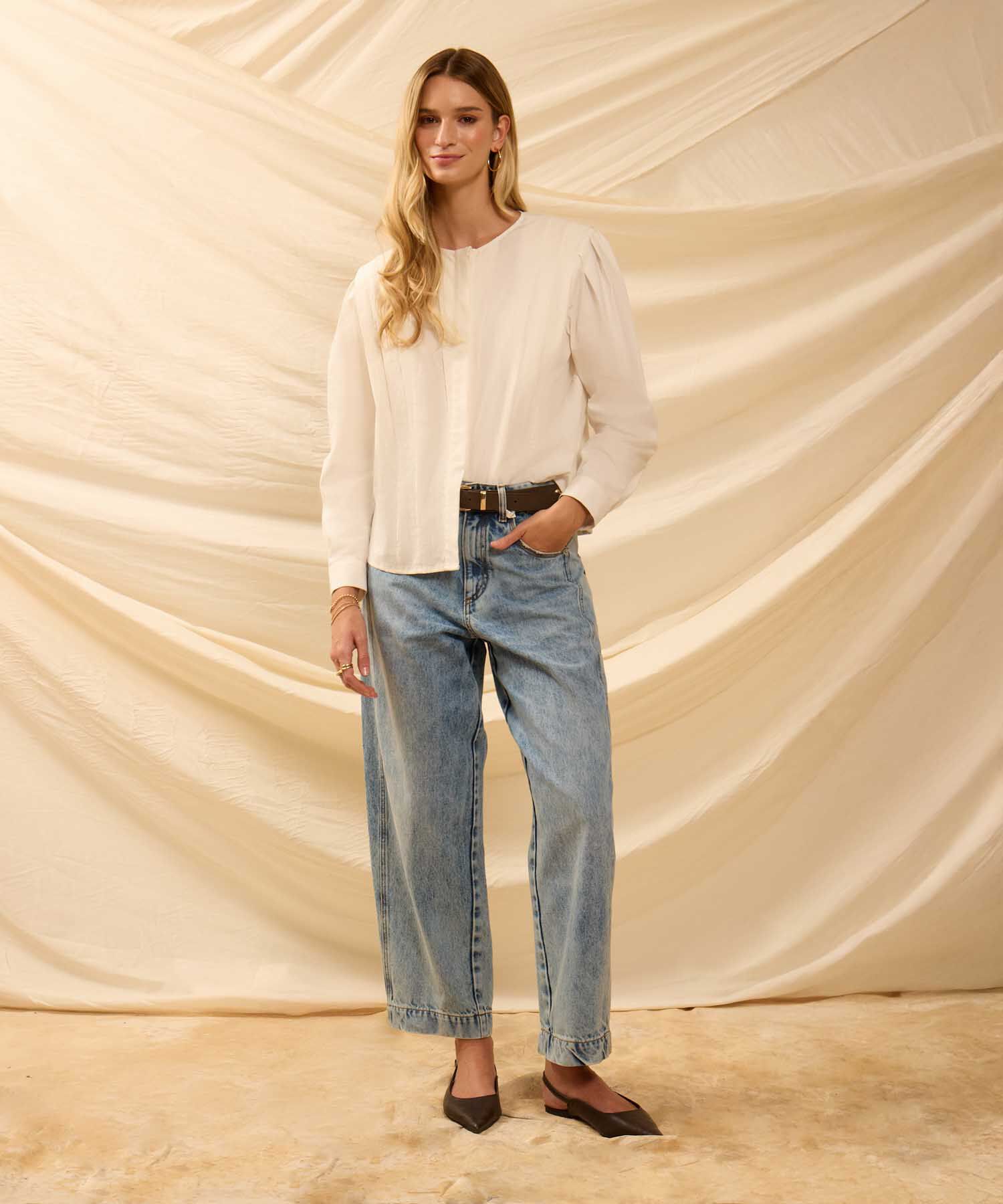 Blusa De Cuello Redondo Con Alforzas Para Mujer