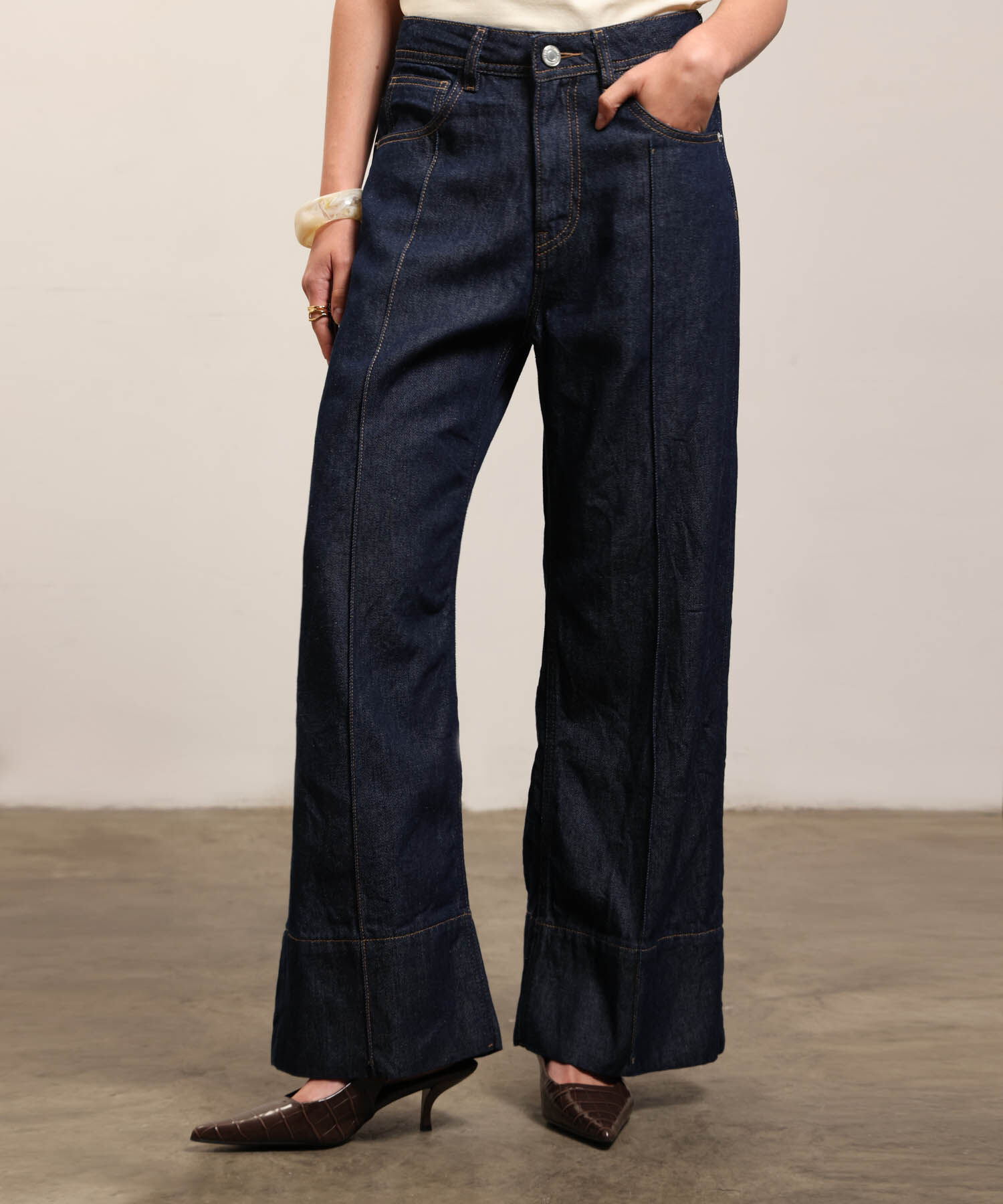 Jean Wide Leg Con Pinzas Frontales Mujer
