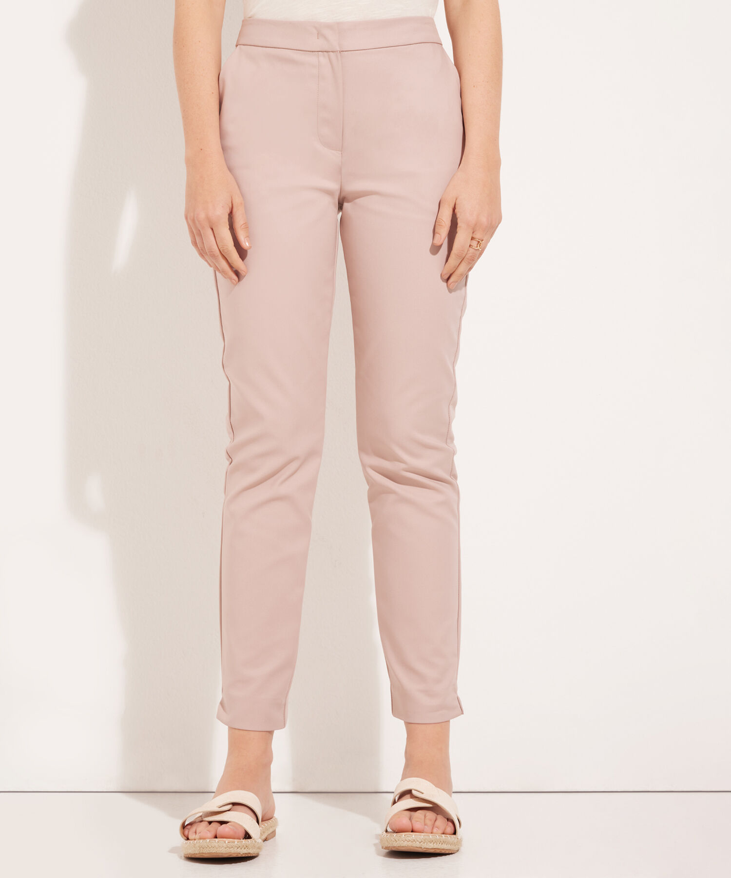 Pantalón Clásico Unicolor