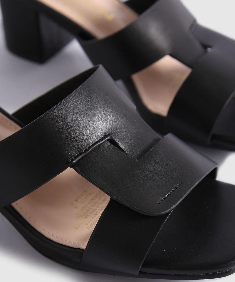 Sandalias