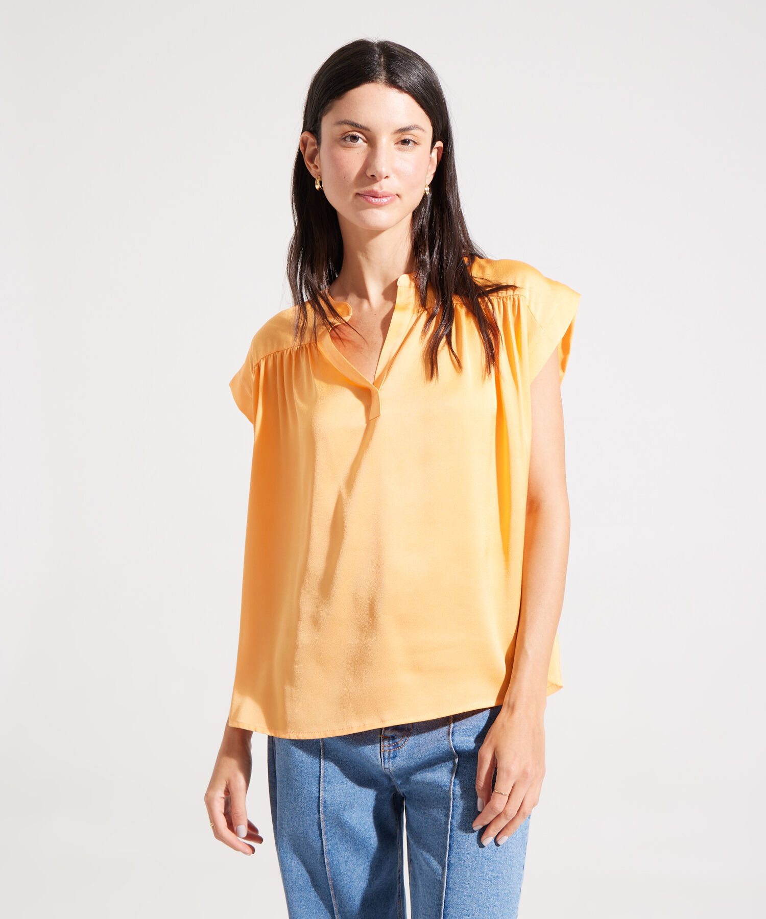 Blusa Manga Corta con Cuello Mao