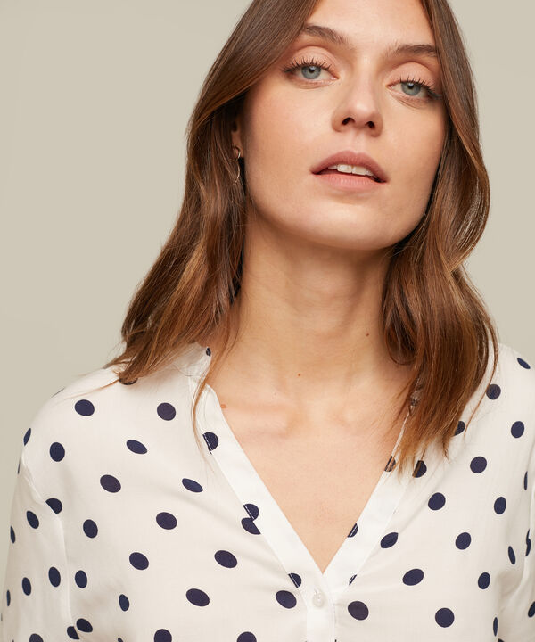 Blusa Cuello Mao a Rayas