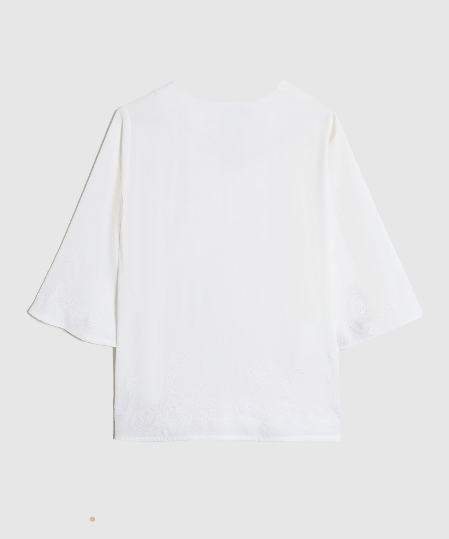 Blusa con Escote V y Bordado en Borde Para Mujer Curvy