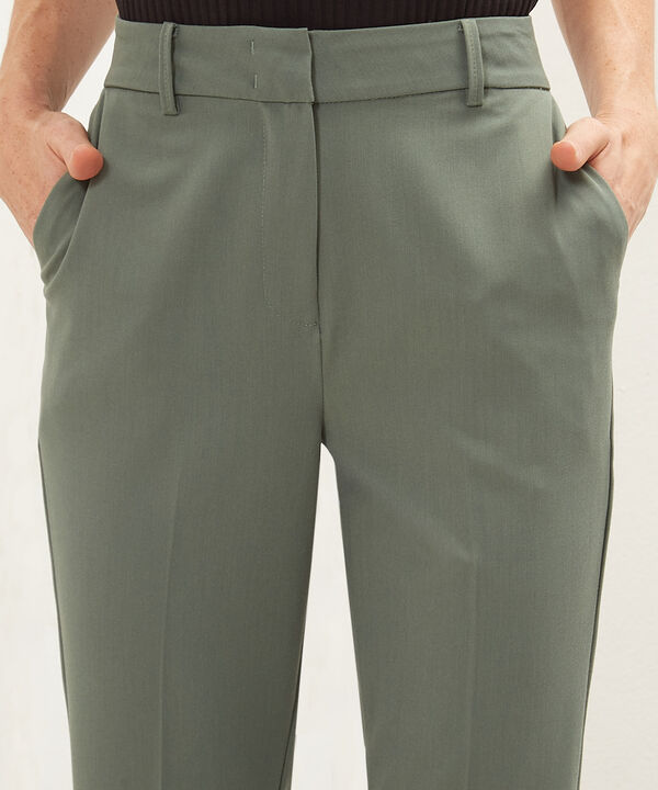 Pantalón Clásico Unicolor image number null