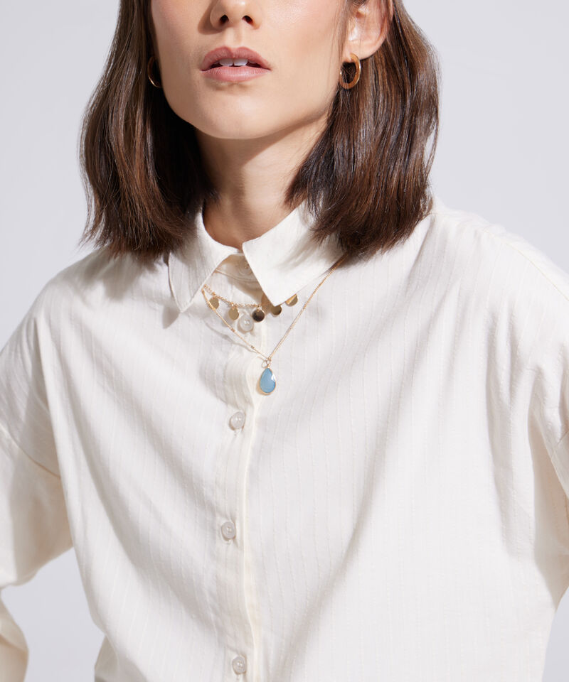 Camisa Unicolor, Manga Larga, Cuello Camisero Con Hombro Corrido Y Silueta Fluida