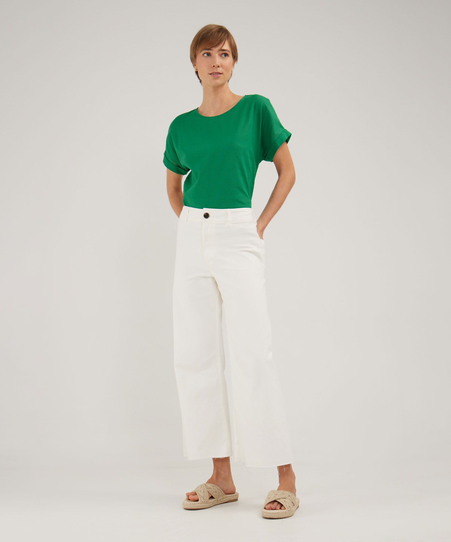 Blusa Manga Corta Con Guardapolvo  En Lino Unicolor