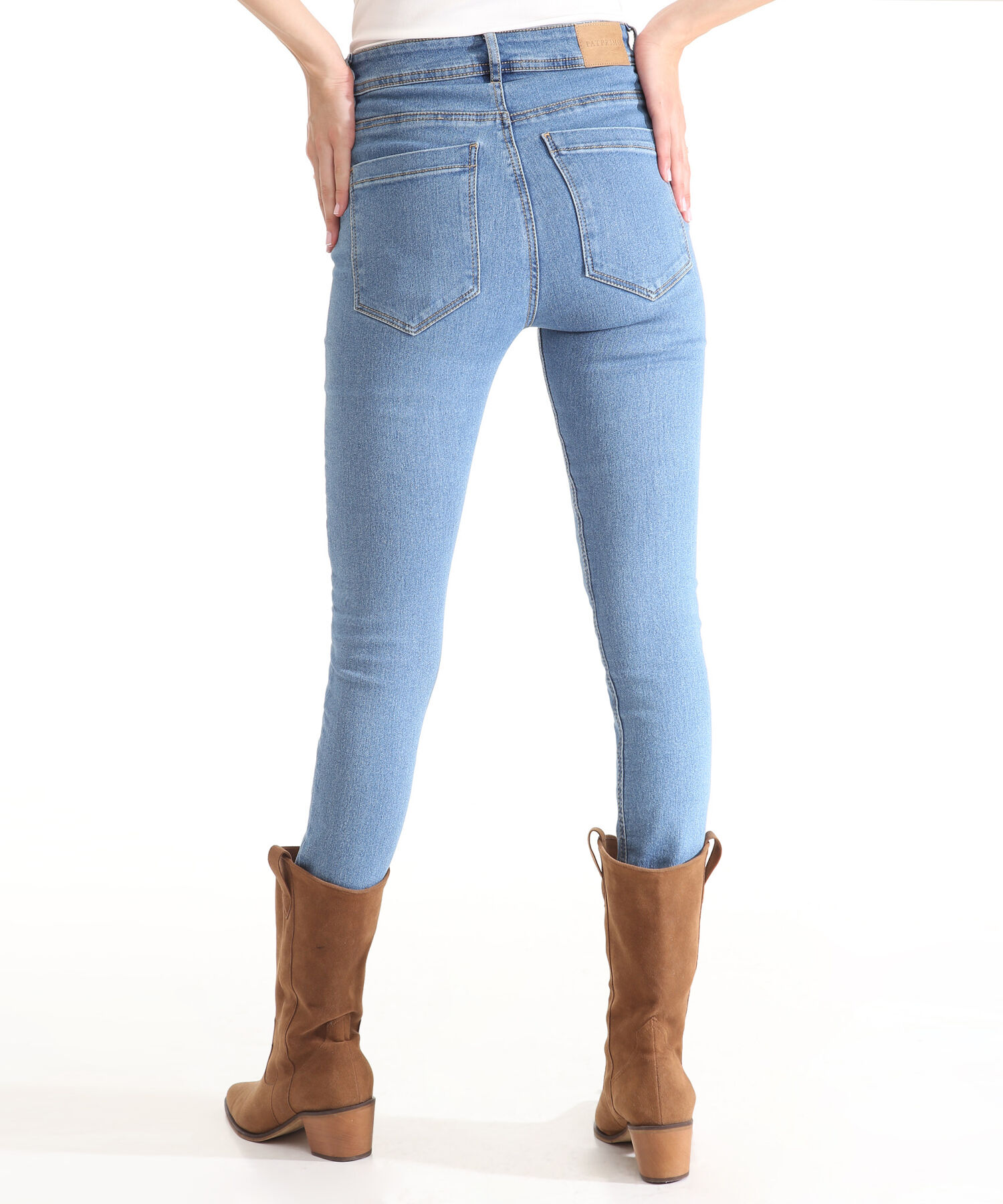Jean Skinny Tiro Alto Tono Medio Claro