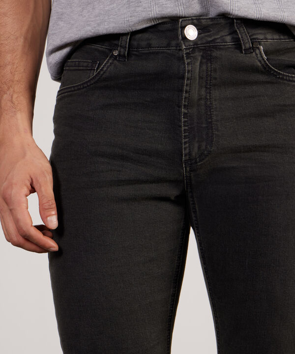 Jean Jean Slim Negro Lavado Con Arrugas 3D image number null