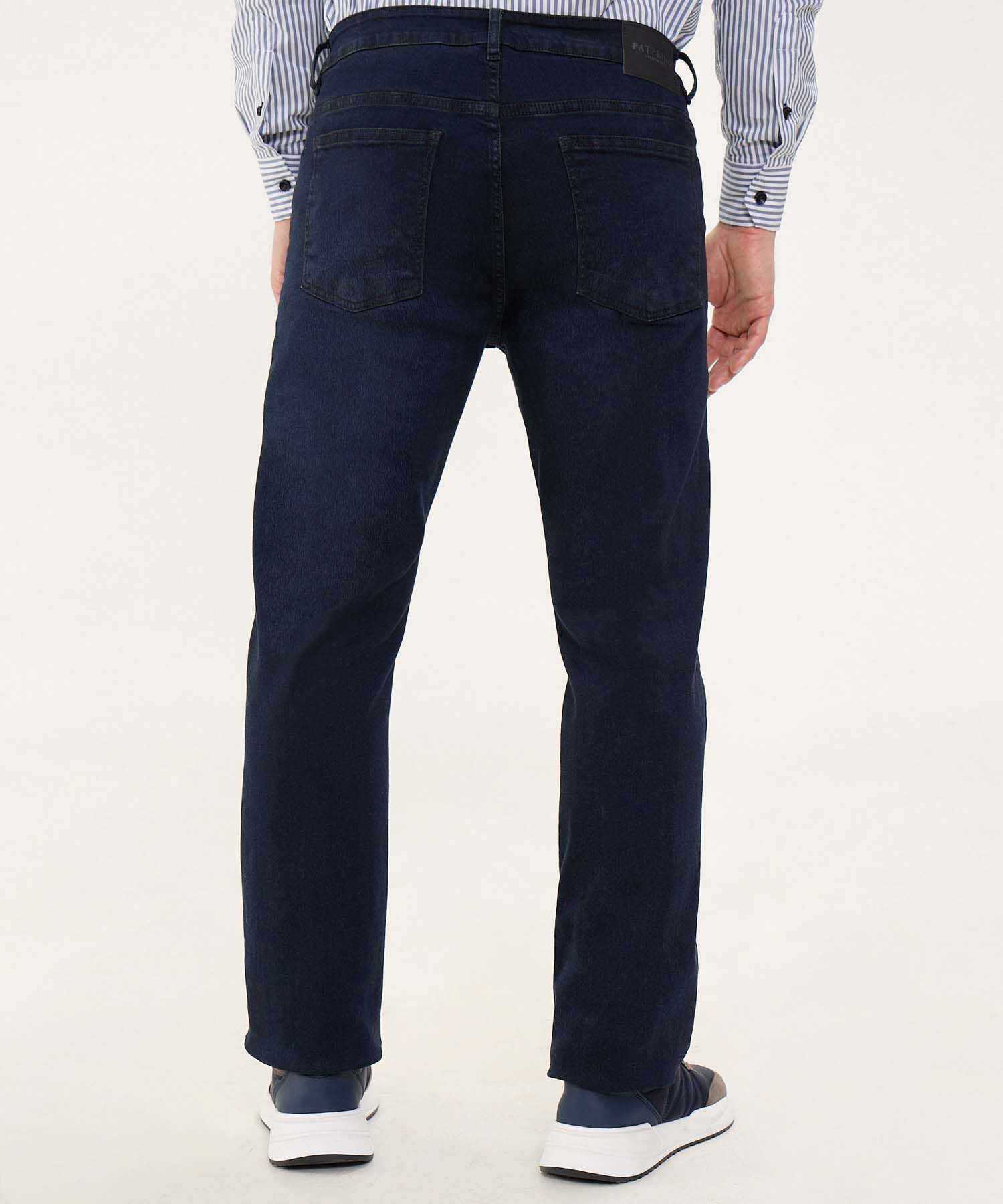 Jeans Regular Tono Oscuro