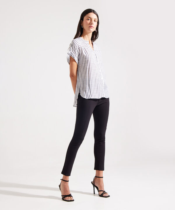 Leggings Unicolor Tiro Alto image number null