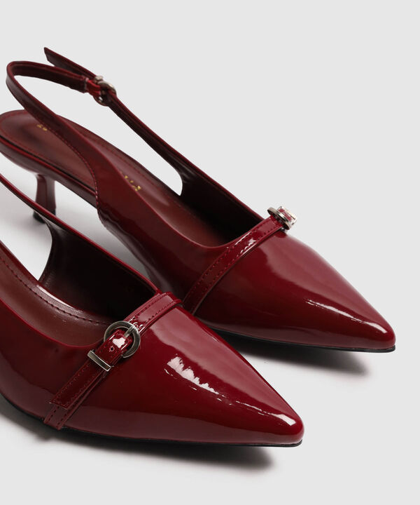 Tacones En Punta Ajustables image number null