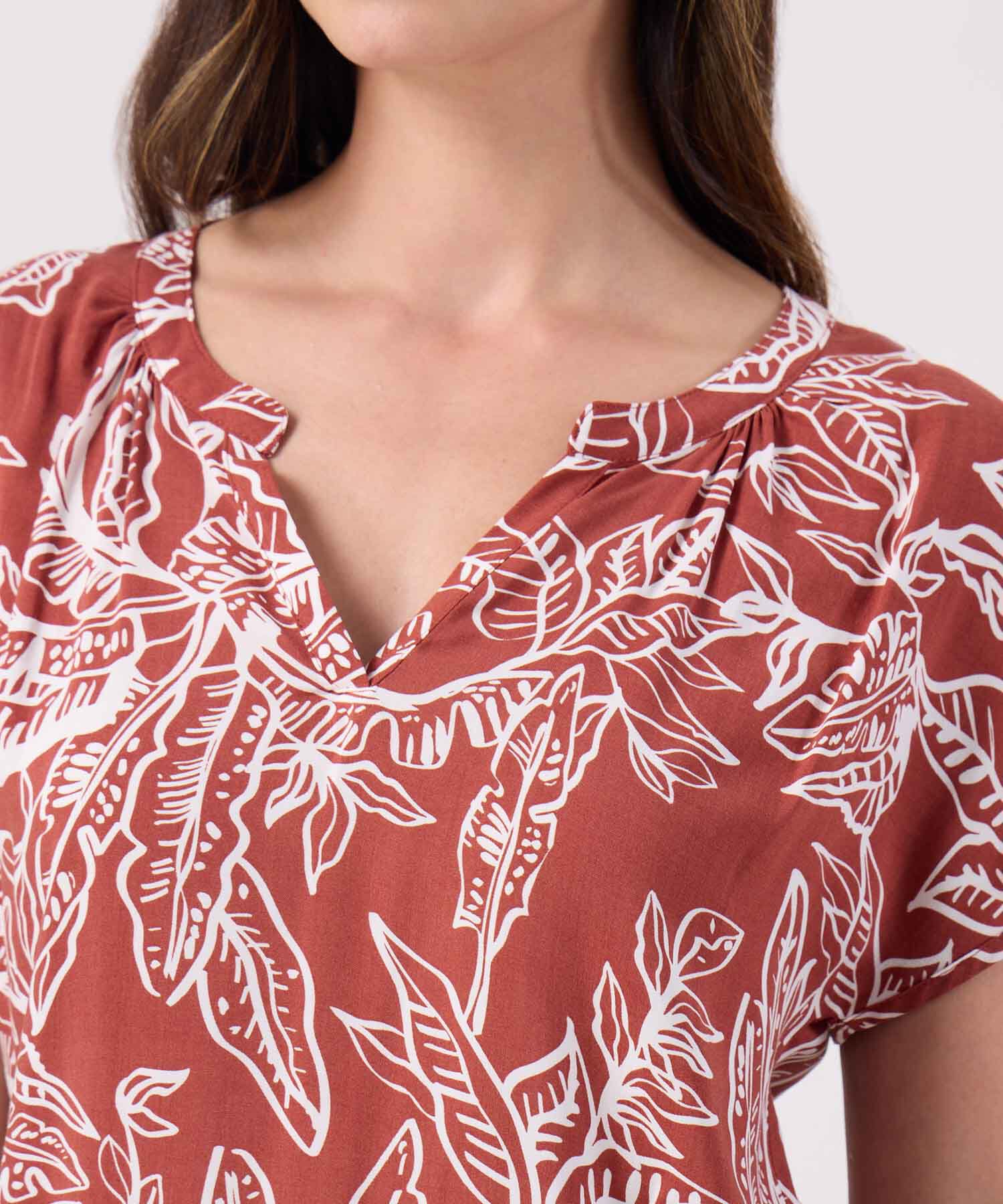 Blusa Estampada Cuello Mao