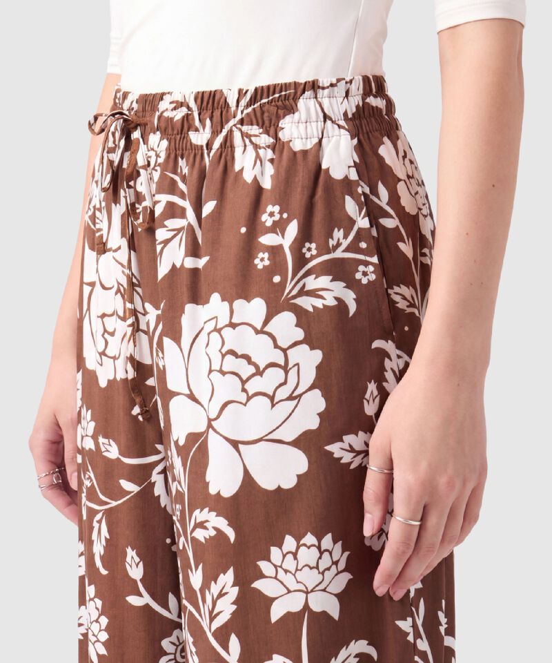 Pantal&oacute;n Fluido Bota Ancha Mujer