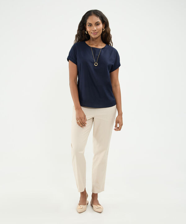 Blusa Con Doblez En Efecto Lino image number null