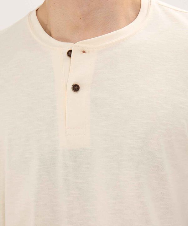 Camiseta Cuello Henley image number null