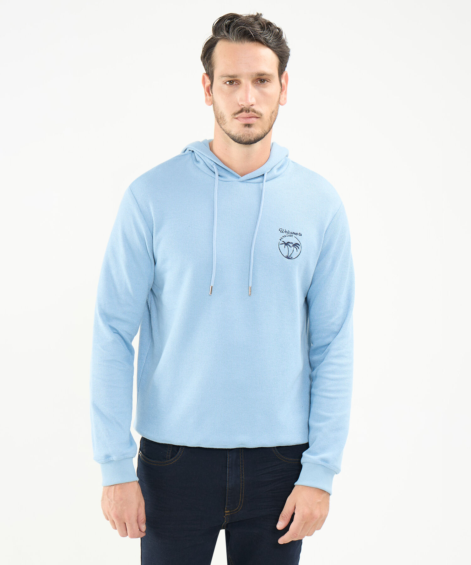 Hoodie con Bordado