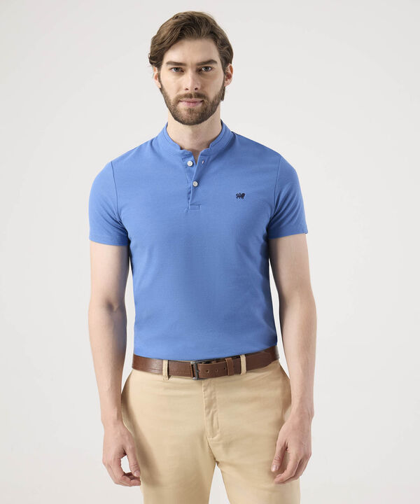 Polo Unicolor Con Bordado image number null