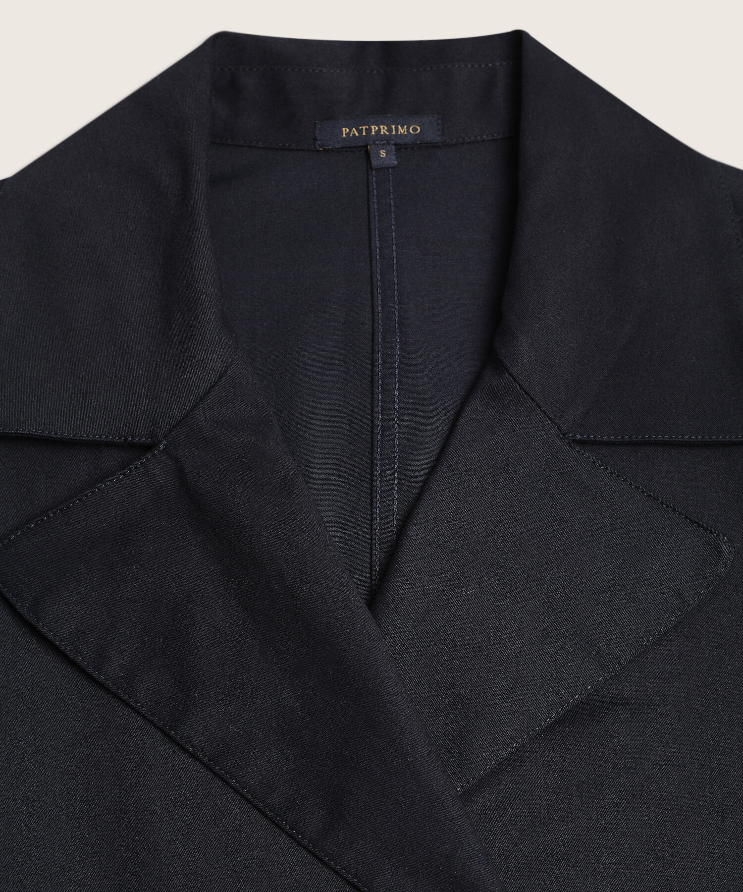 Chaqueta Cruzada Con Cintur&oacute;n Para Mujer