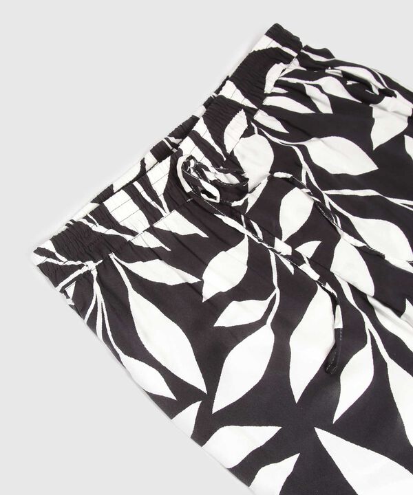 Pantalon Estampado Con Pretina Encauchada image number null