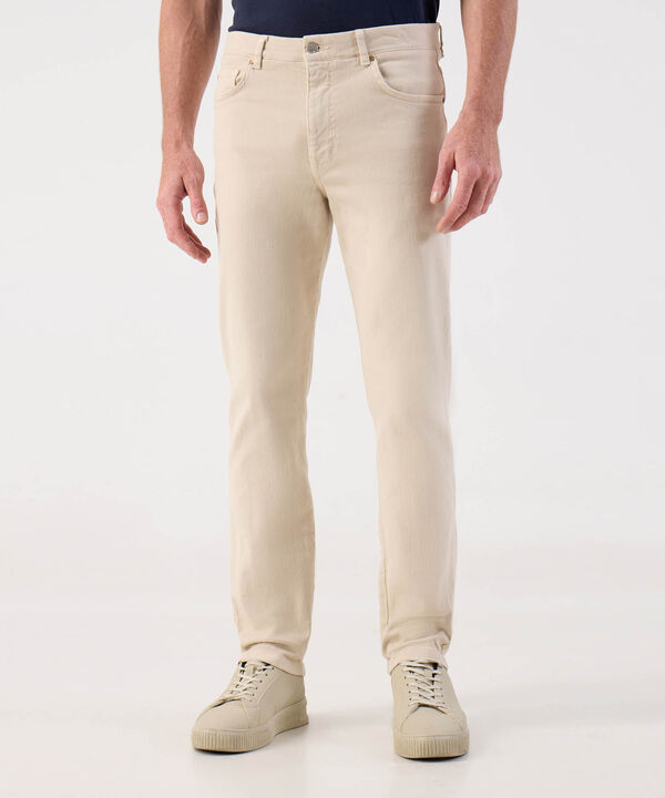 Jeans Clásicos para Hombre de Corte Recto Moderno image number null