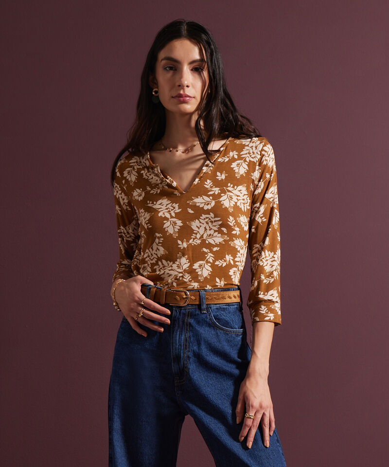 Camiseta Estampada Manga 3/4, Cuello Redondo Con Cuello Herradura