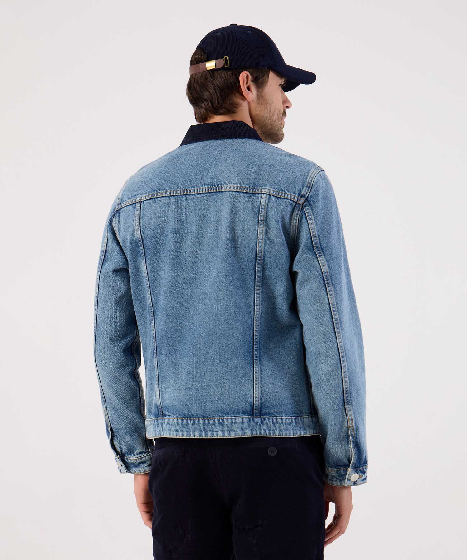 Chaqueta Denim Con Cuello En Contraste