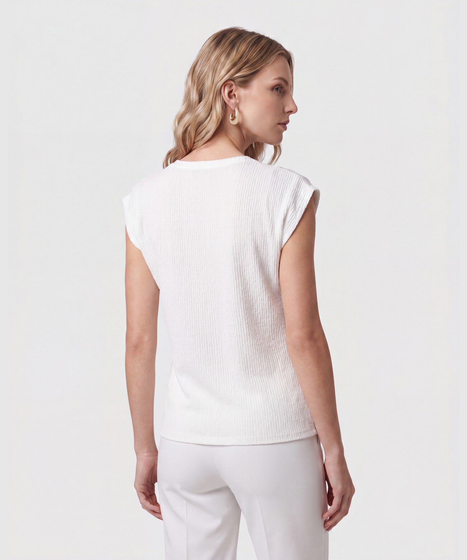 Camiseta Texturizada Con Hombro Ca&iacute;do Para Mujer