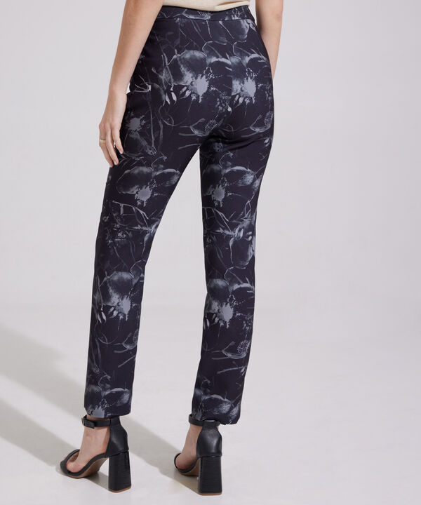 Pantalón Clásico Estampado