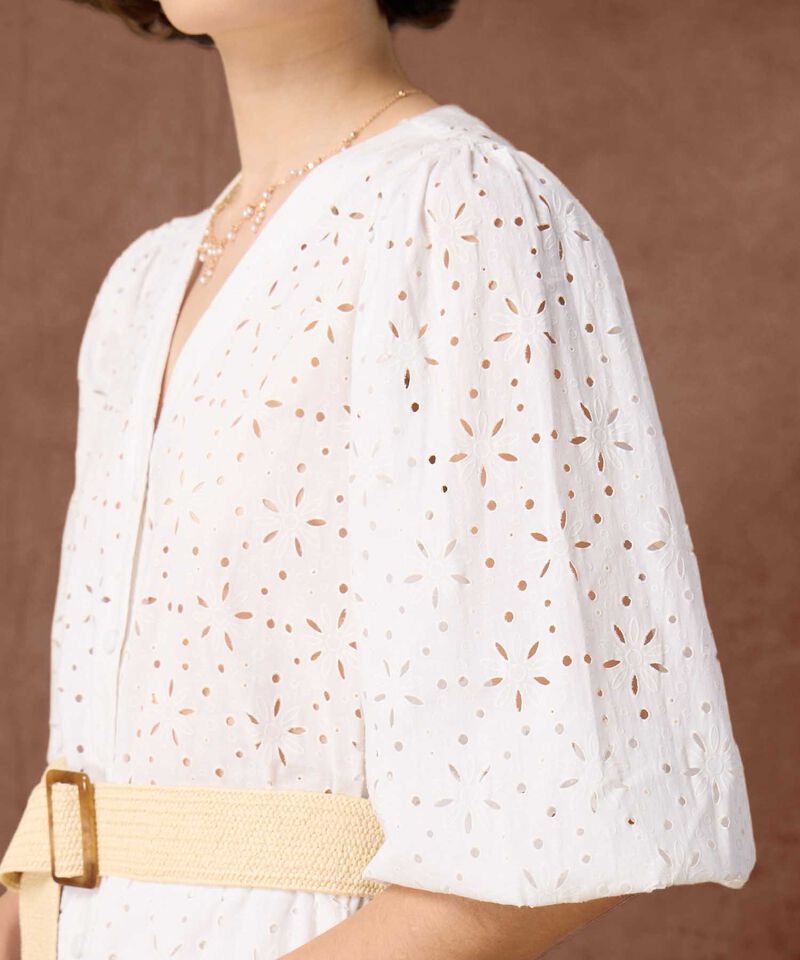 Vestido Camisero Perforado Con Cinturón Para Mujer